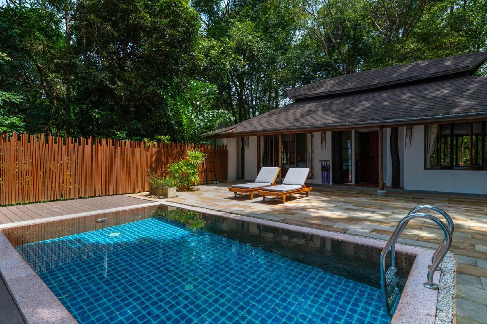 Captain Hook Resort @Koh Kood Ko Kut Экстерьер фото