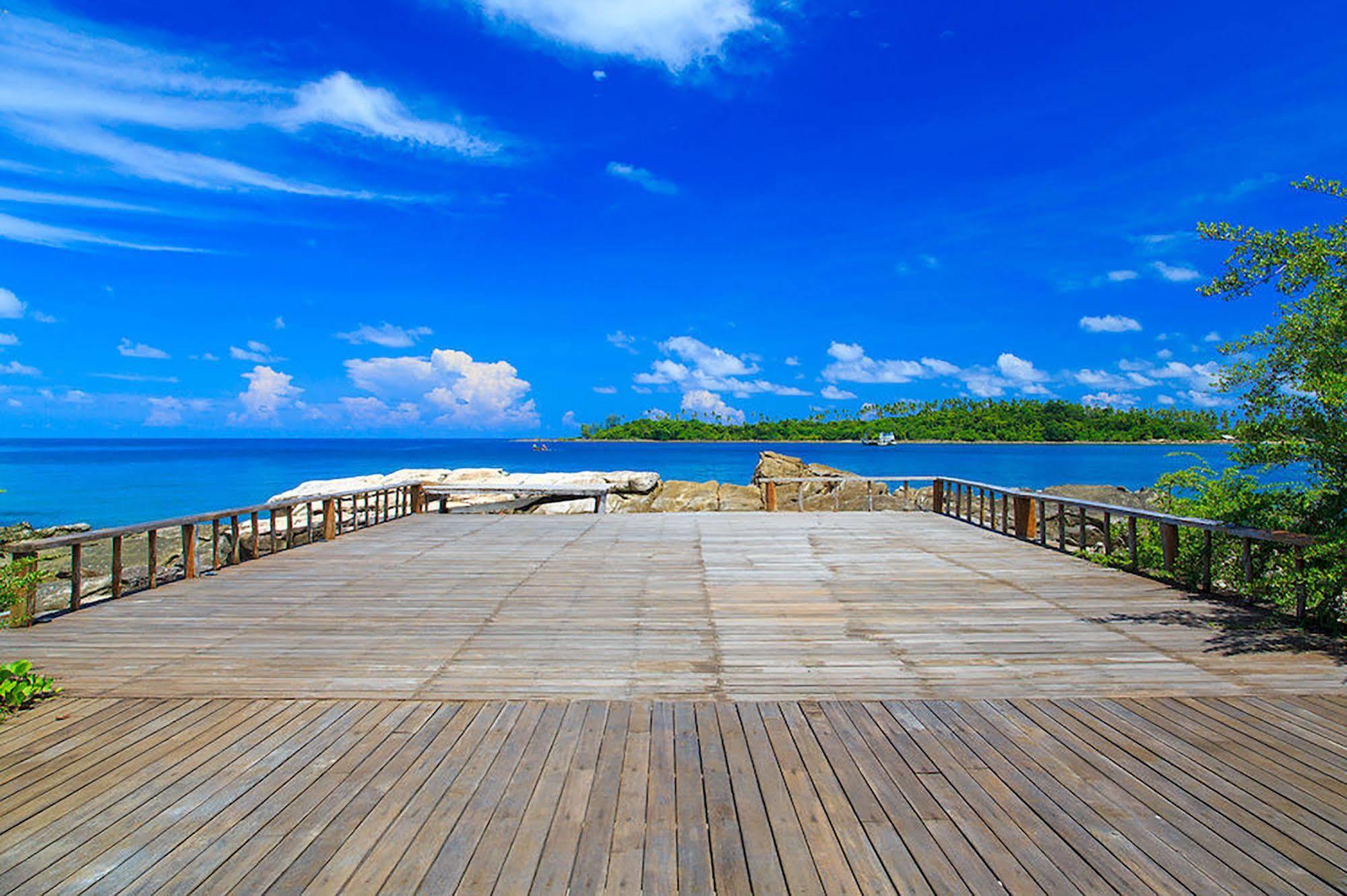 Captain Hook Resort @Koh Kood Ko Kut Экстерьер фото