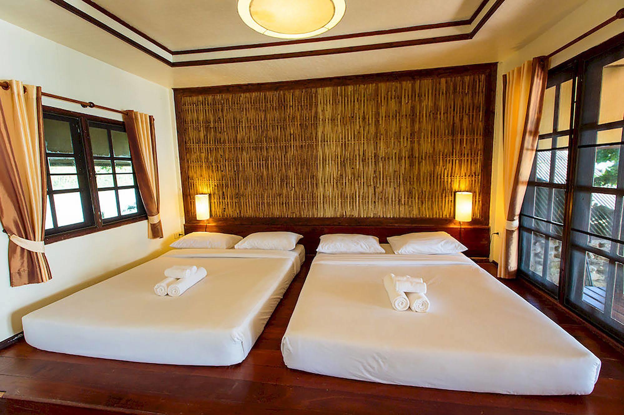 Captain Hook Resort @Koh Kood Ko Kut Экстерьер фото