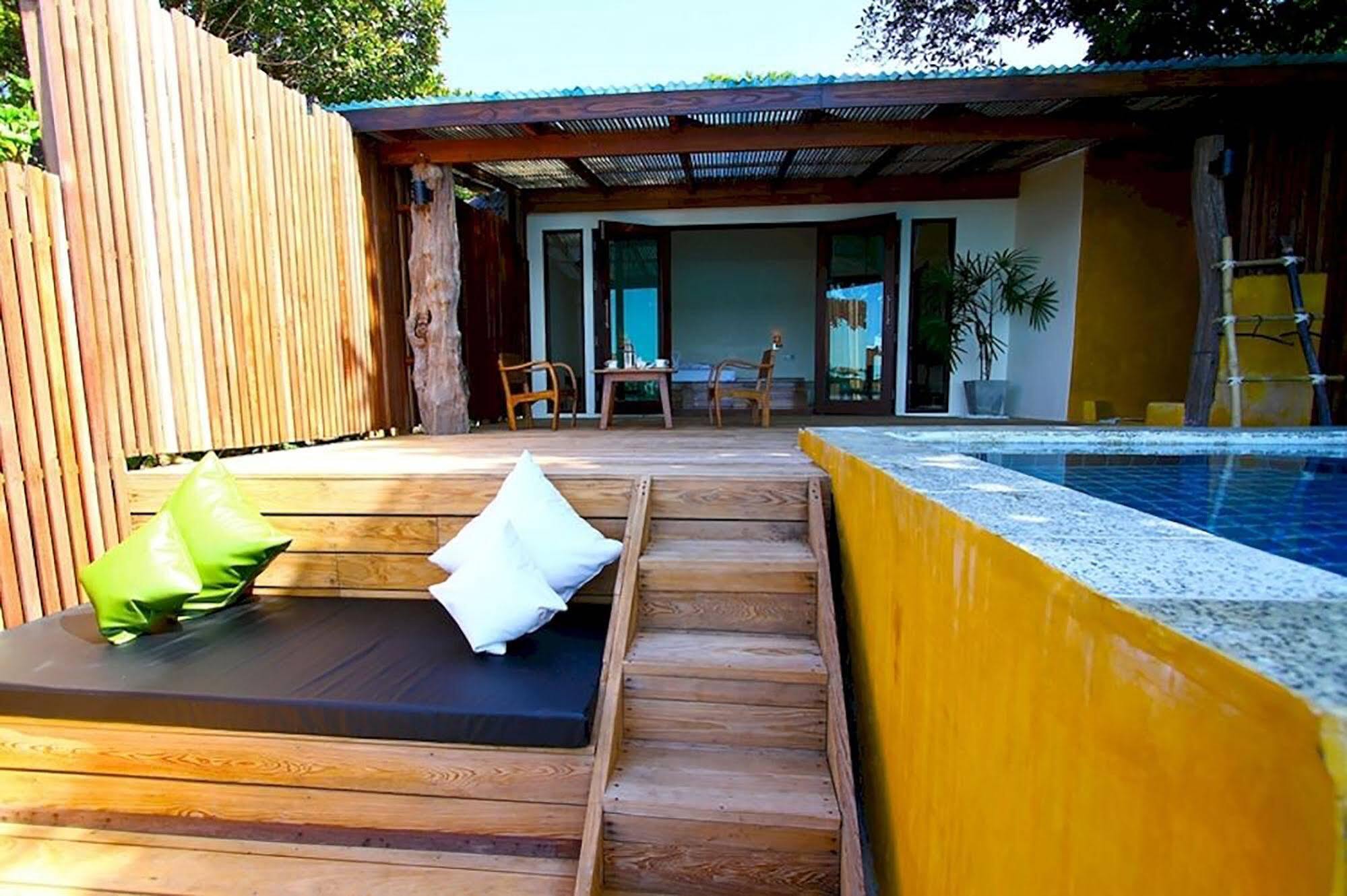 Captain Hook Resort @Koh Kood Ko Kut Экстерьер фото